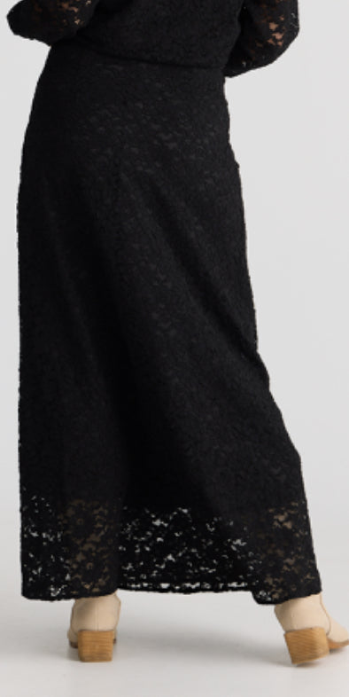 Lala Lace Skirt
