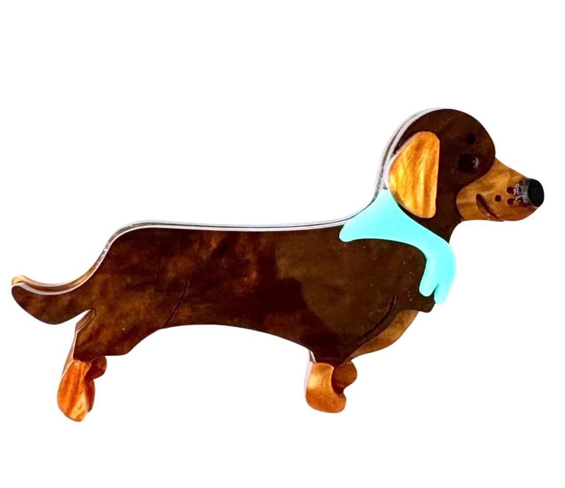 Iris Sausage Dog Brooch Brown