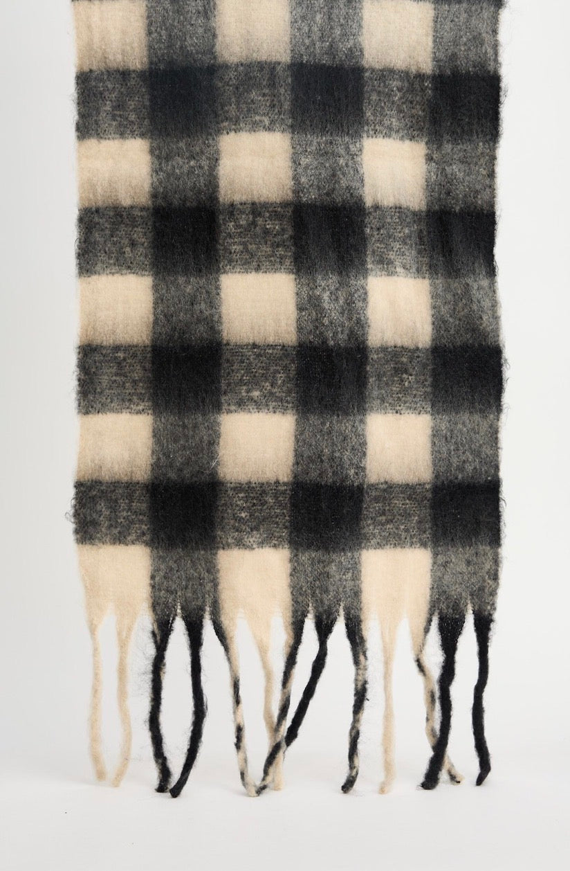 Destin Scarf