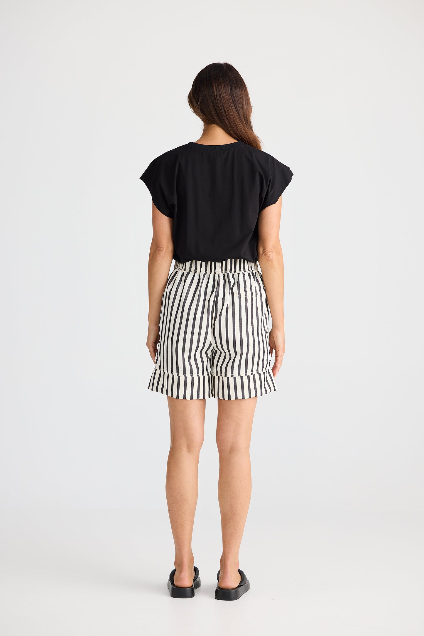 Esplanade Short