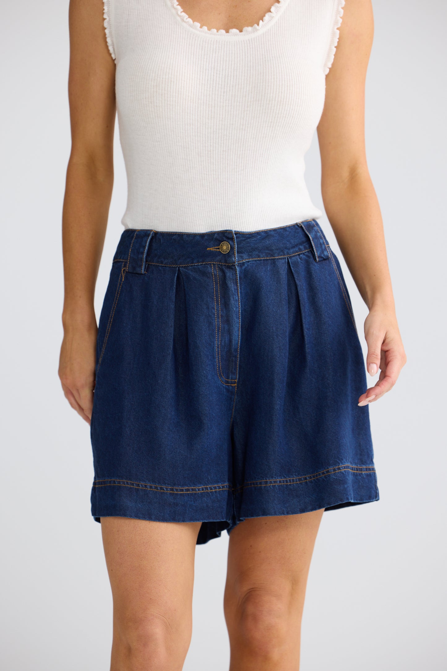 Barrymore Short