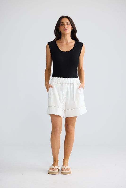Esplanade Short