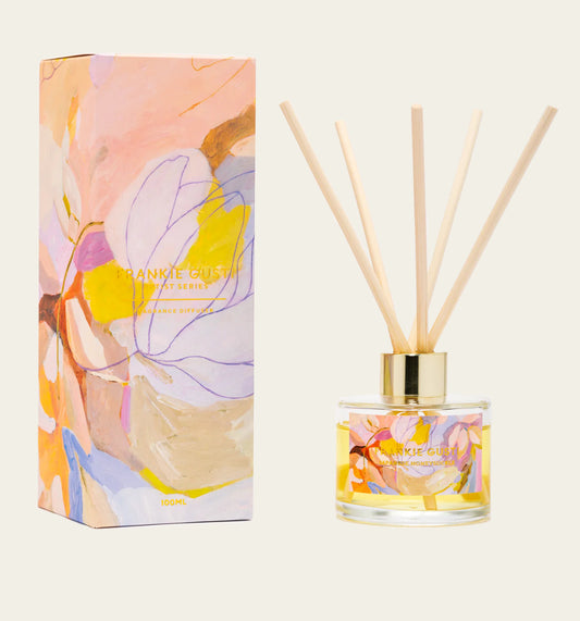 ARTIST SERIES DIFFUSER | JAPANESE HONEYSUCKLE | JADE FISHER