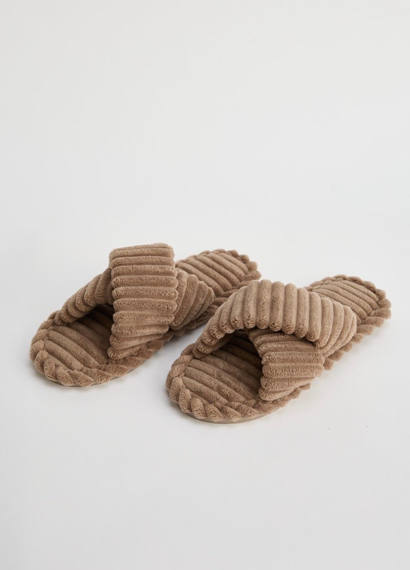 Atlanta Slippers