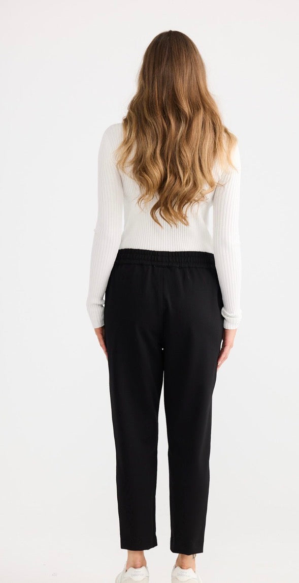 Dax Pant