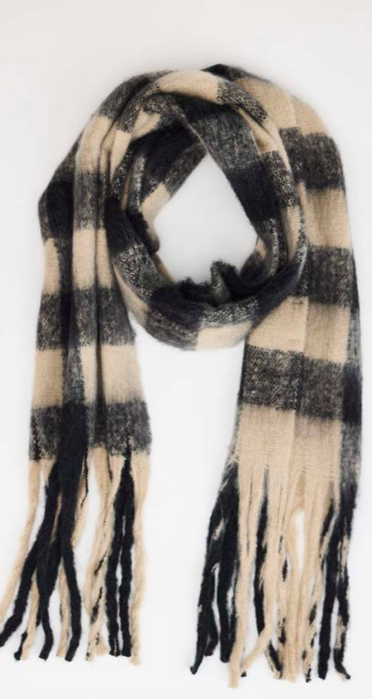 Ellesworth Scarf
