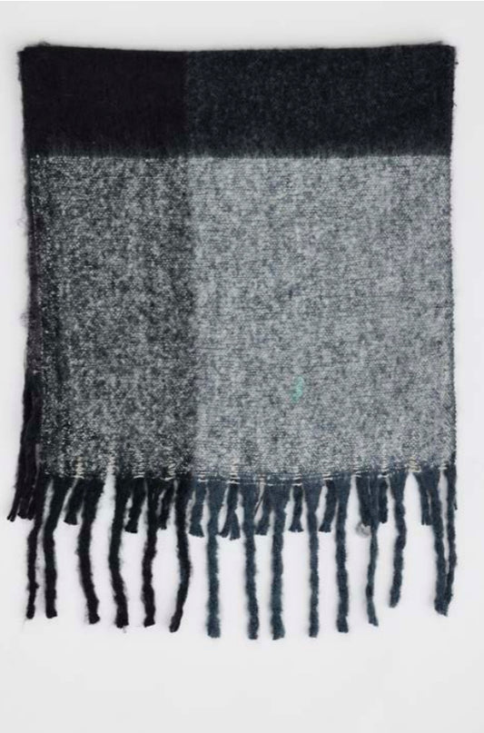 Bristol Scarf