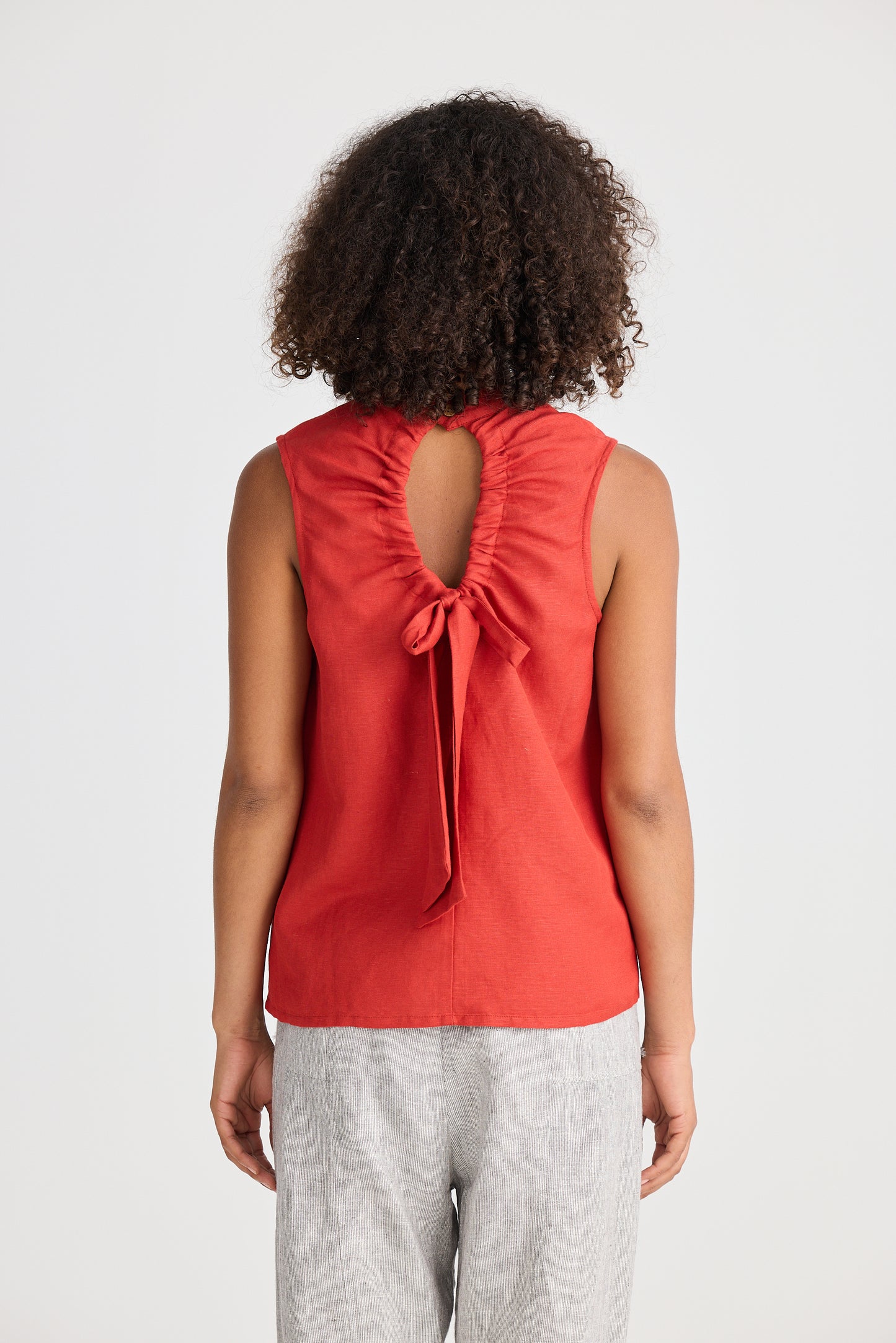 Adel Top