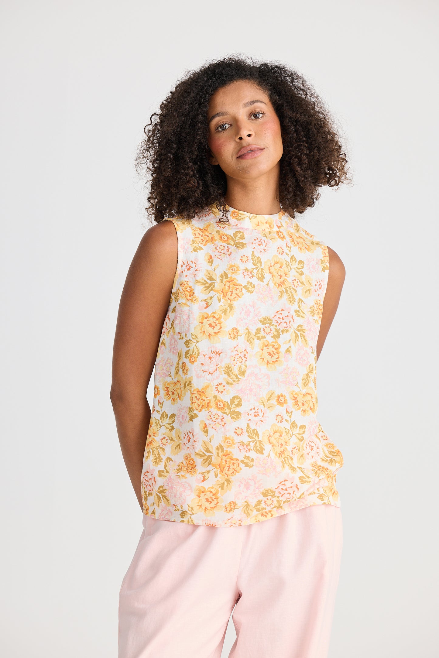 Adel Top