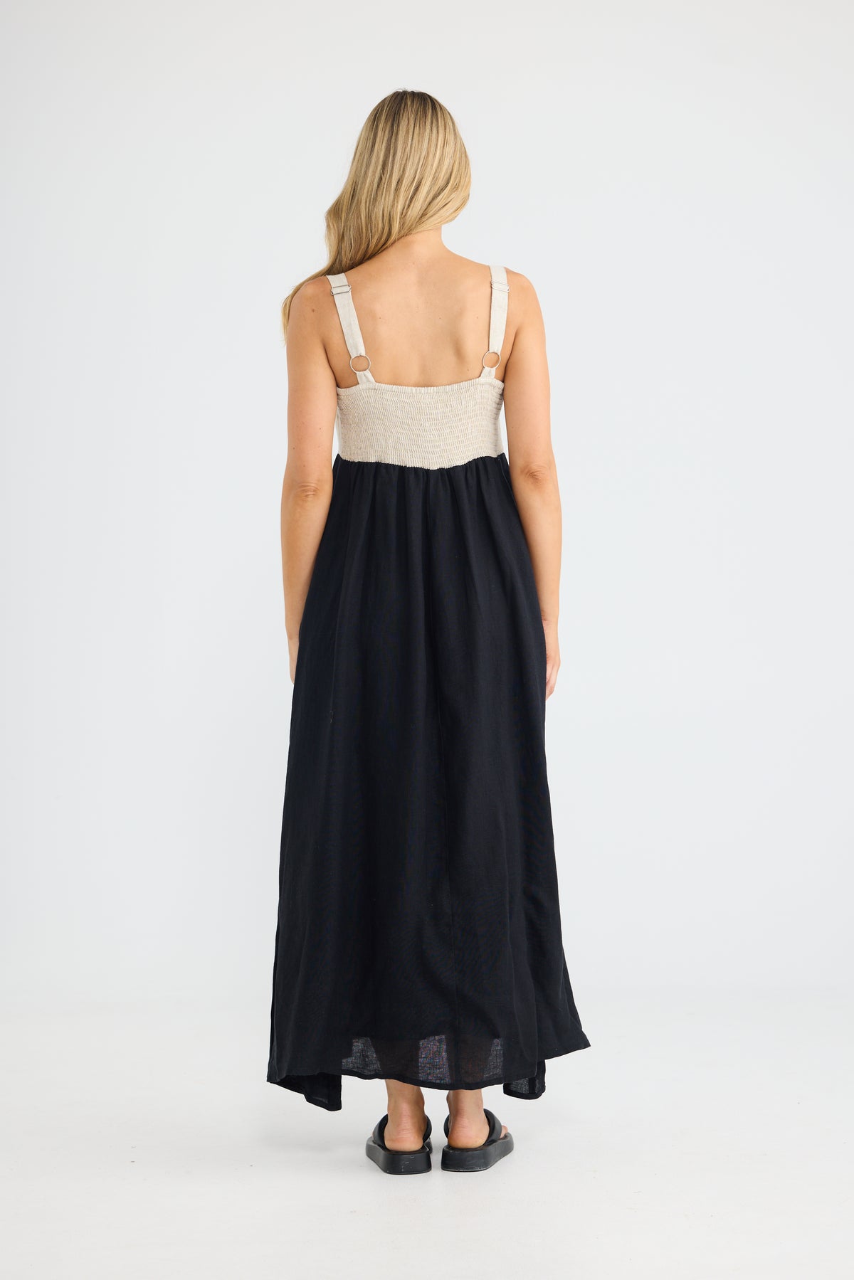 Britta Dress